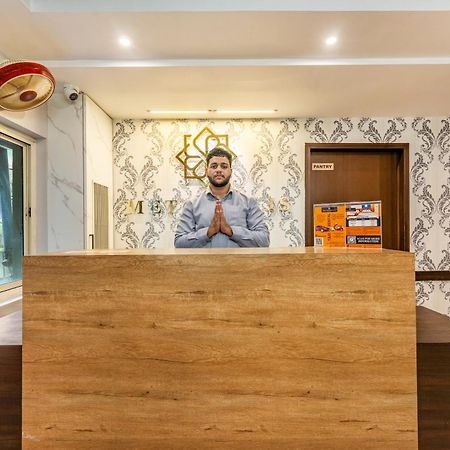 Metropolis Business Hotel 帕纳吉 外观 照片