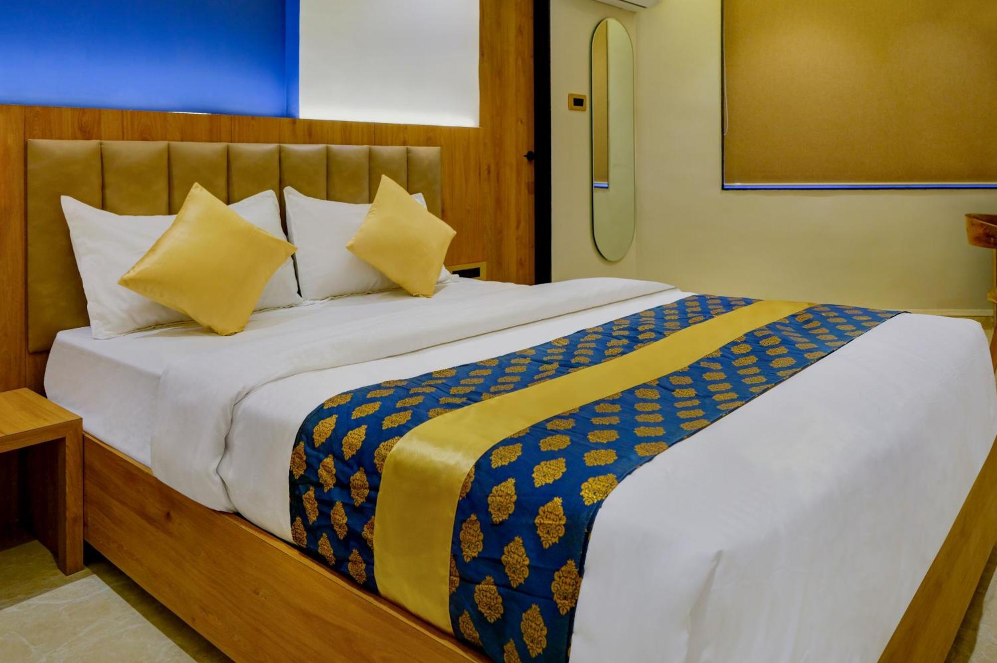 Metropolis Business Hotel 帕纳吉 外观 照片