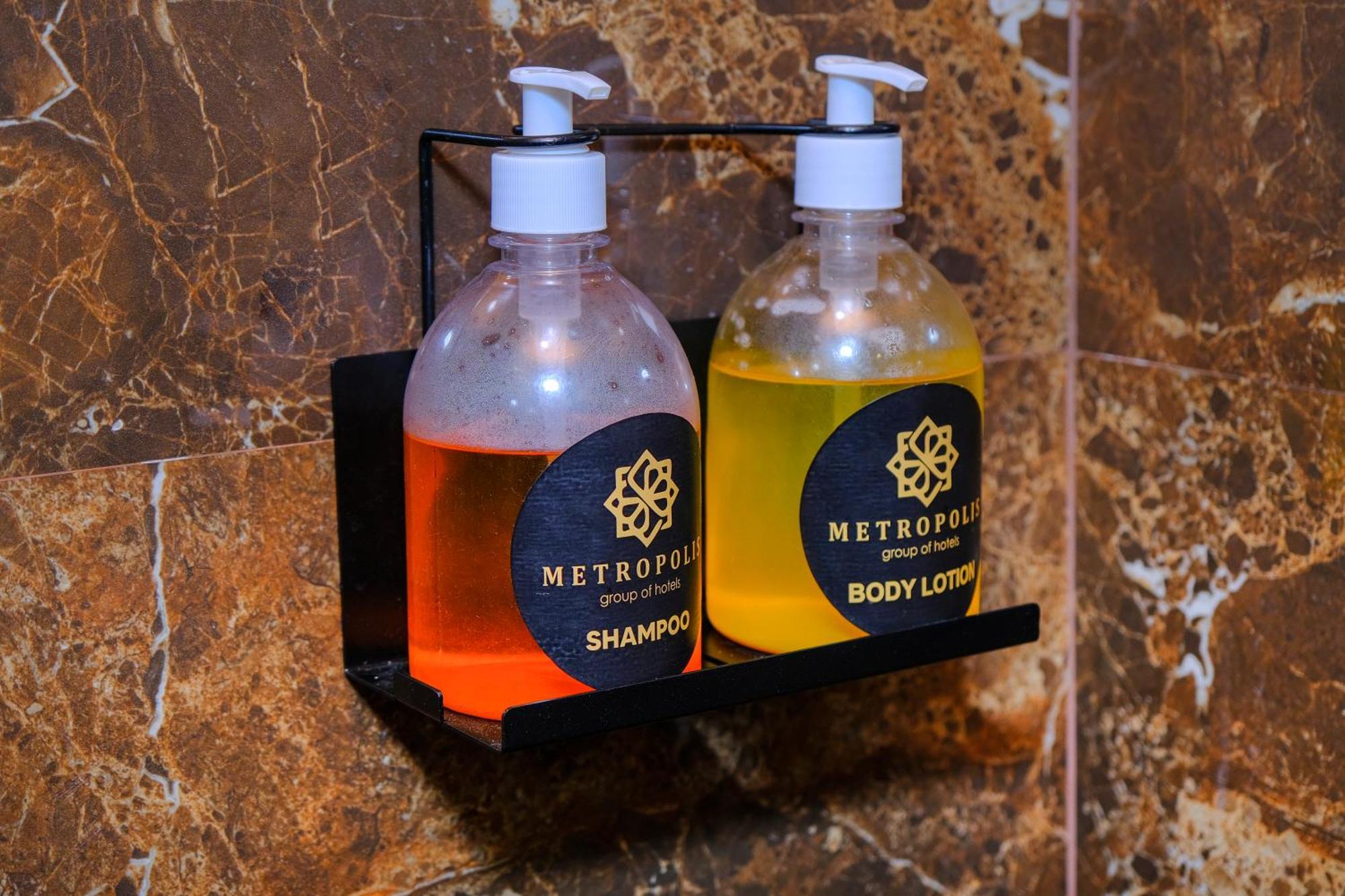 Metropolis Business Hotel 帕纳吉 外观 照片